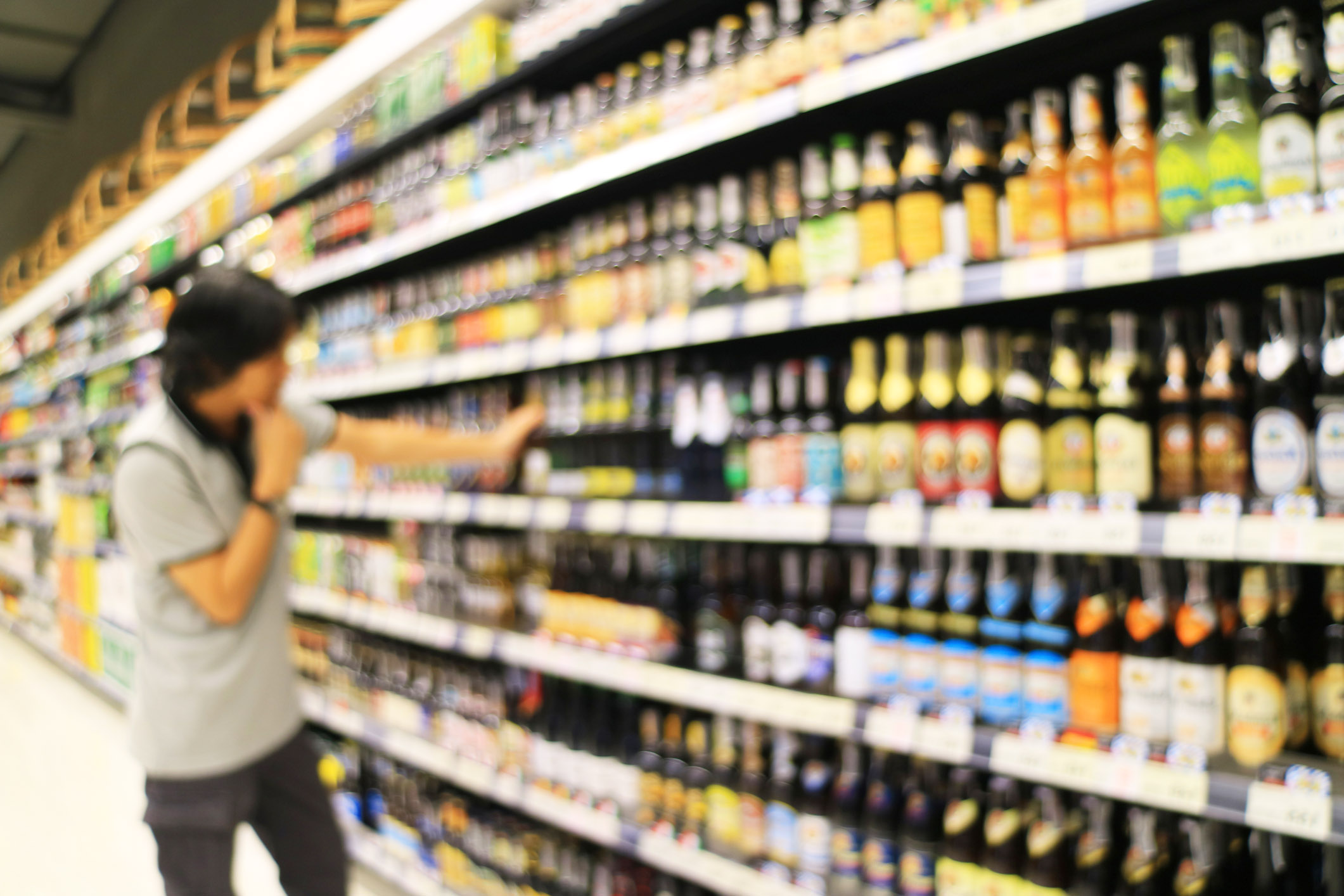 Quién fabrica la cerveza de marca blanca de Mercadona, Carrefour, Lidl, Aldi y Alcampo cervezas marca blanca supermercado Mercadona Carrefour Lidl Aldi Alcampo